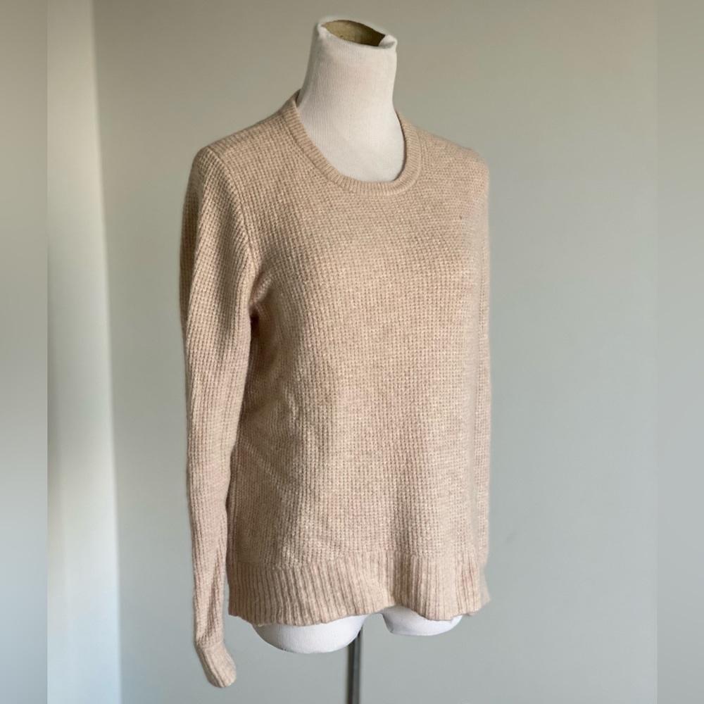 J. Crew Beige Long Sleeve Waffle Knit Sweater Size Small